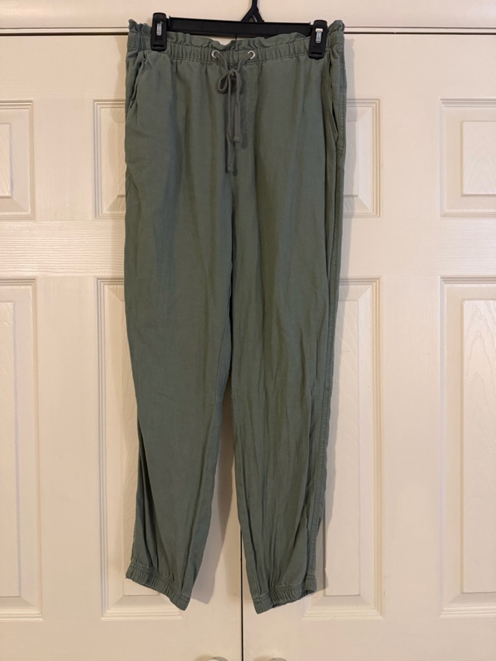 Women's Olive Drawstring Ankle Pants